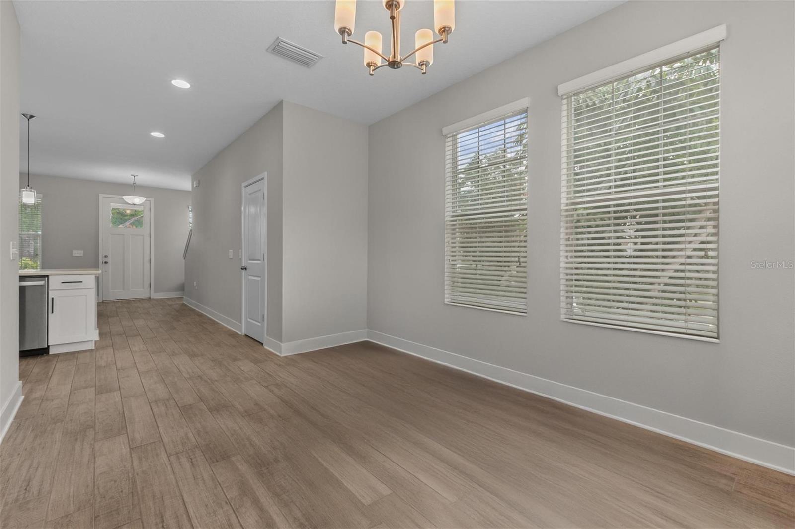 Image 25 of 39 For 444 49th Street N