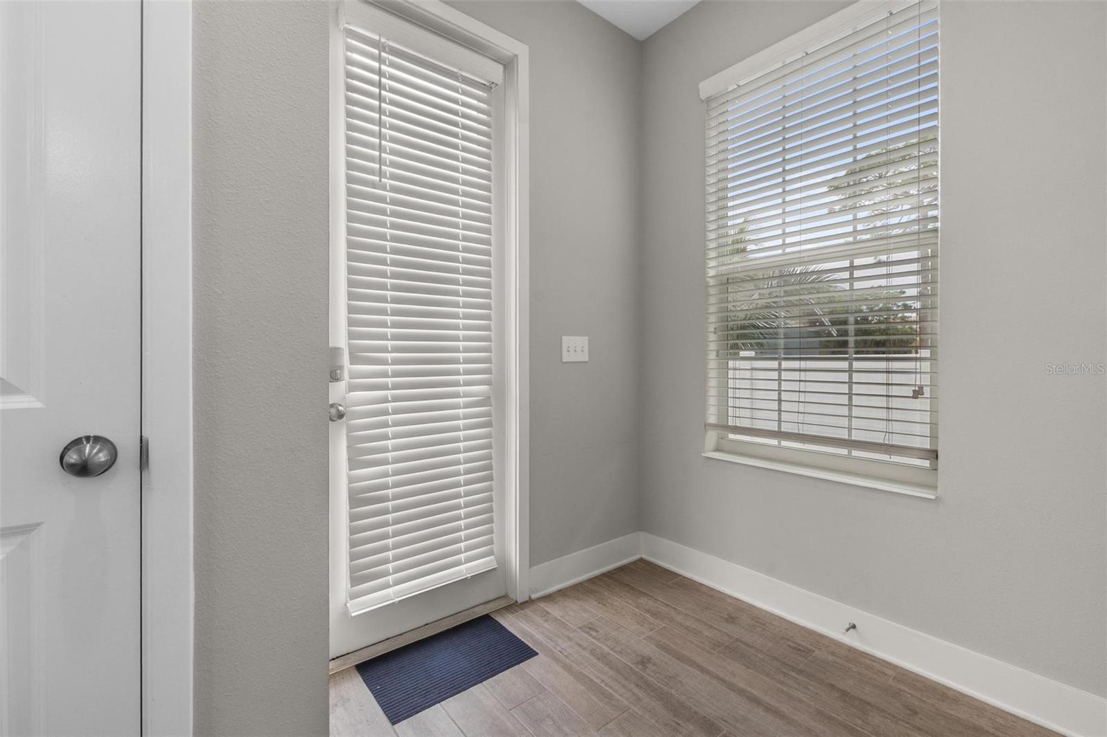 Image 26 of 39 For 444 49th Street N