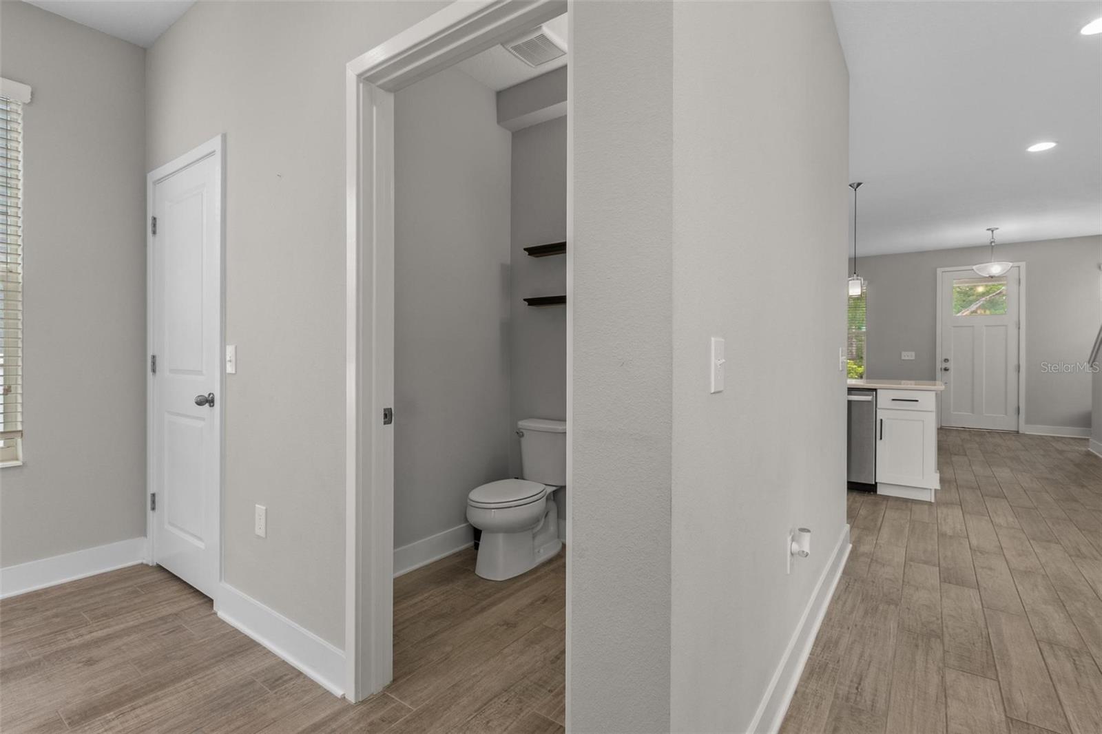 Image 28 of 39 For 444 49th Street N