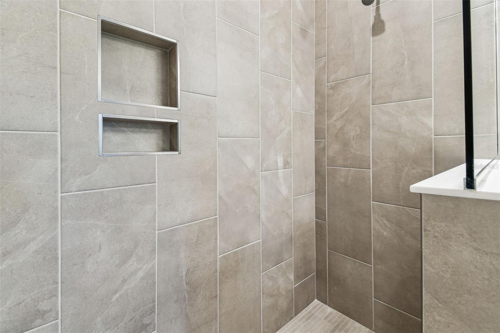 Image 16 of 17 For 3737 Nandina Circle