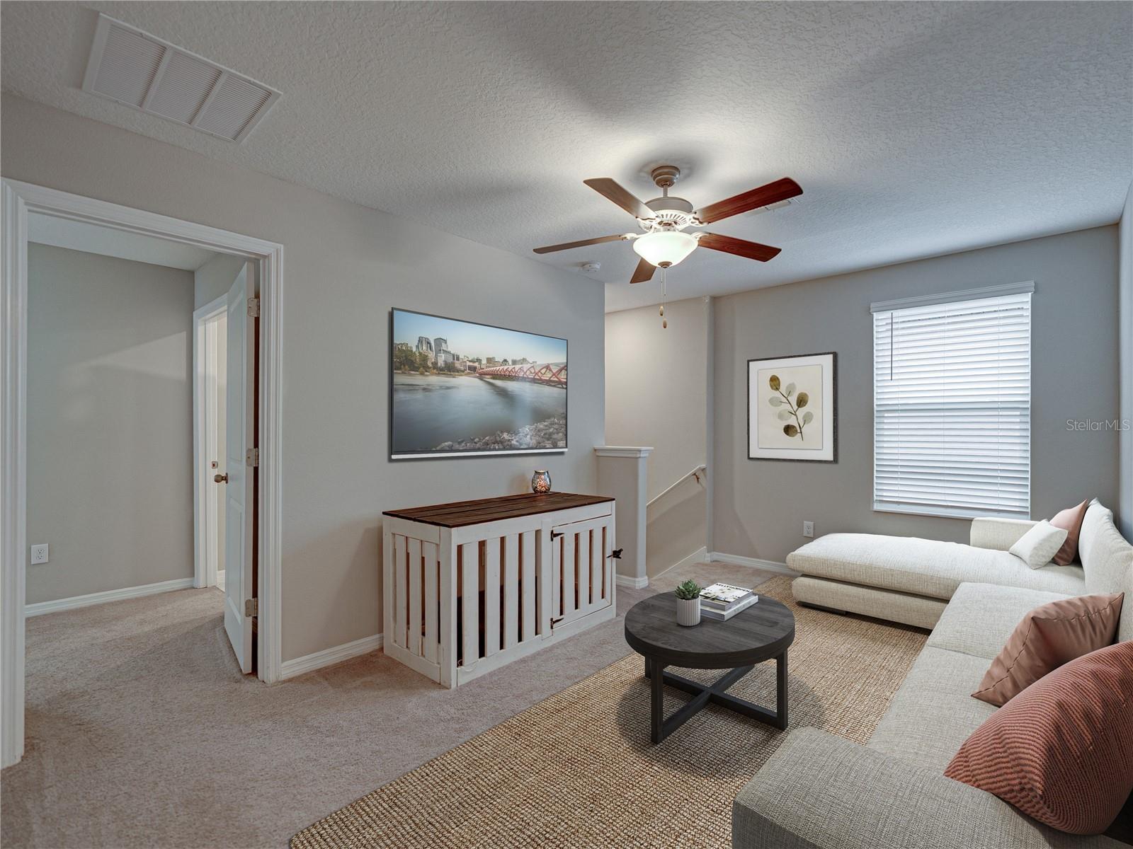 Image 15 of 35 For 413 Royal Empress Drive