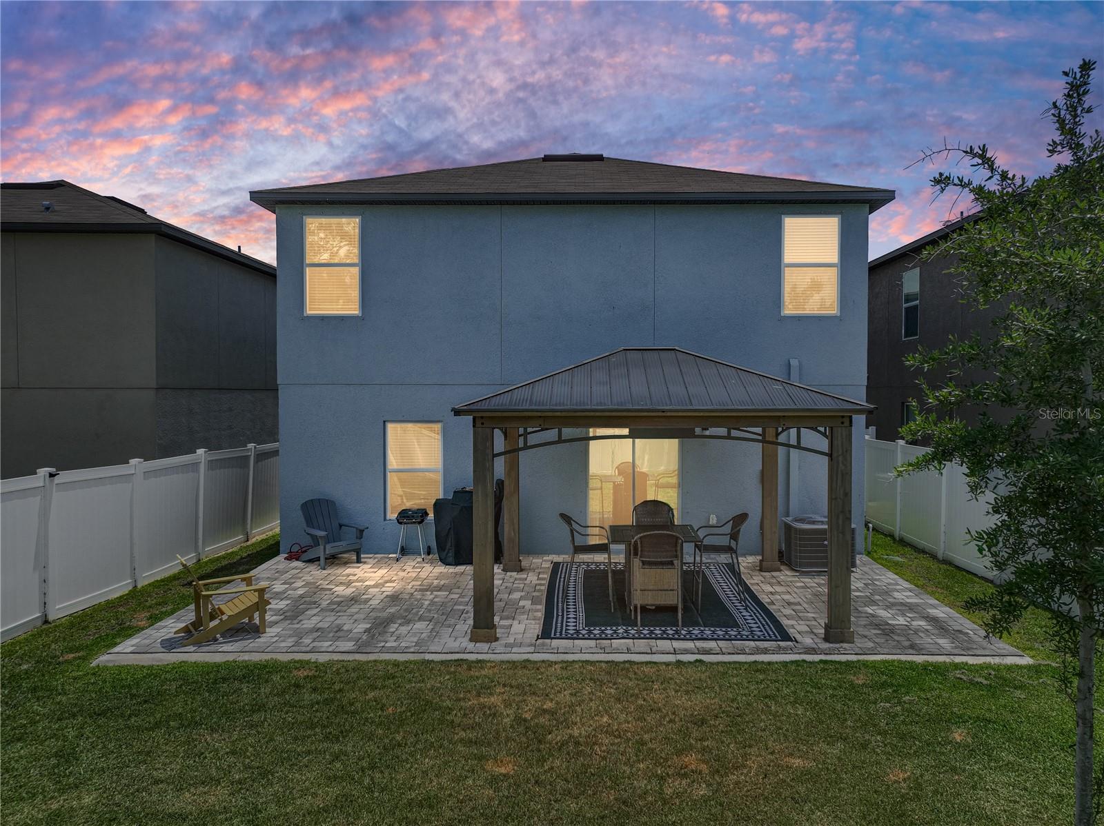 Image 30 of 35 For 413 Royal Empress Drive