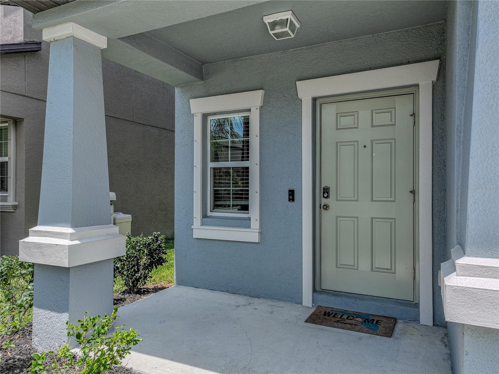 Image 4 of 35 For 413 Royal Empress Drive
