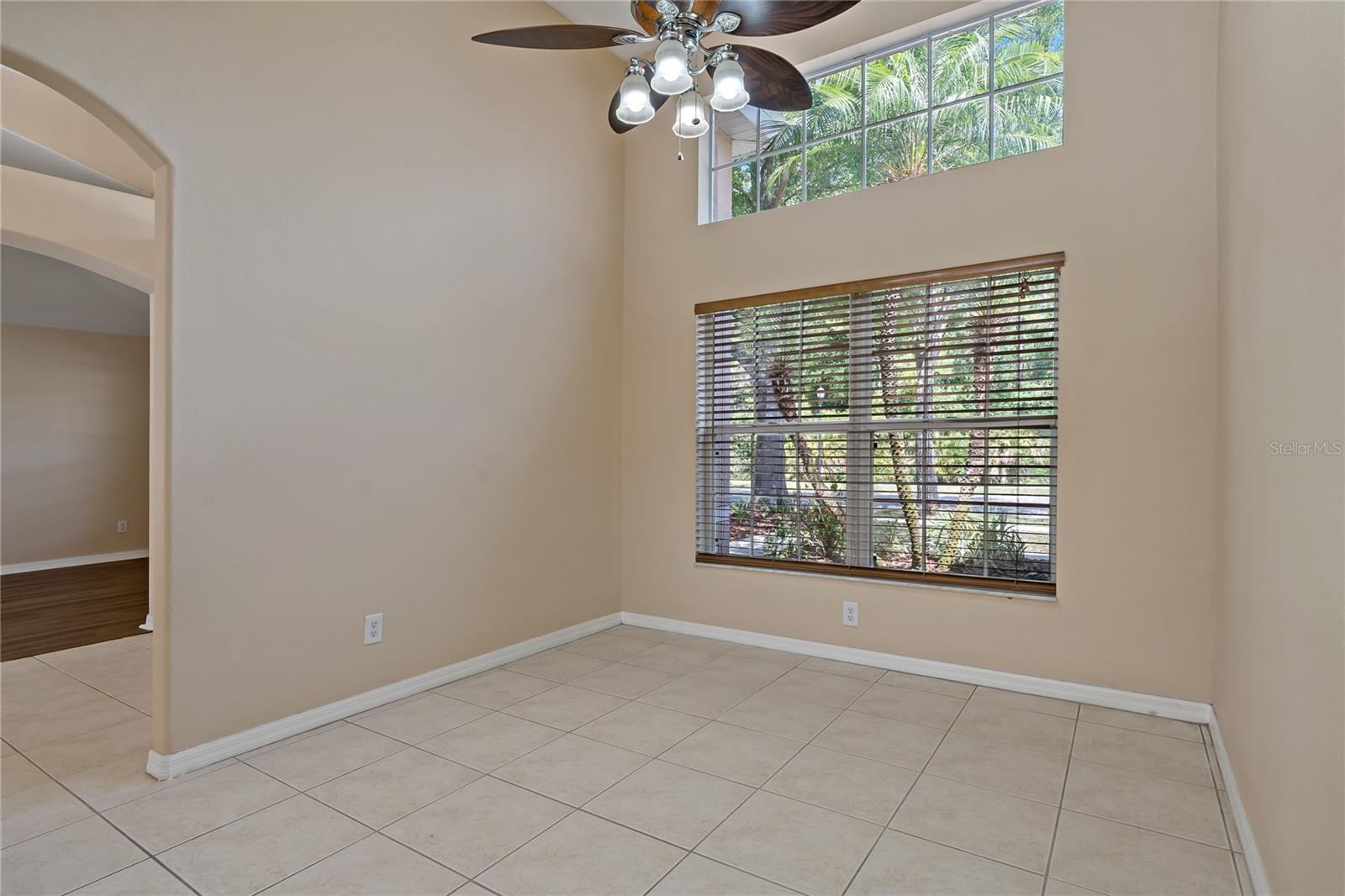Image 20 of 75 For 8211 Canyon Creek Way
