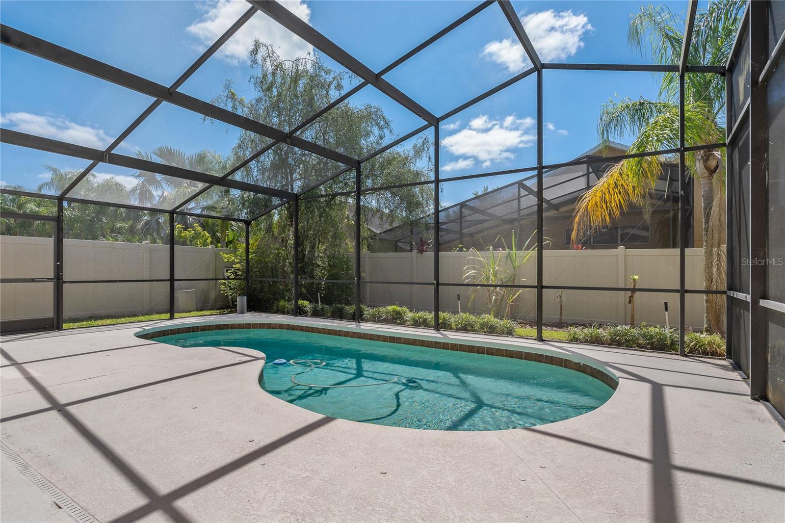 Image 47 of 75 For 8211 Canyon Creek Way