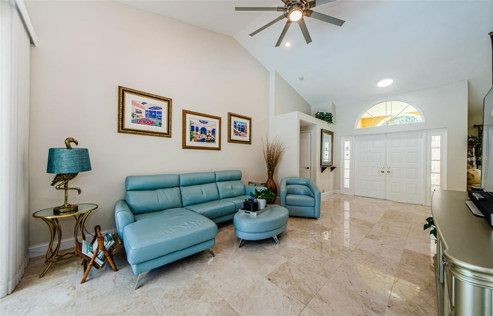 Image 11 of 100 For 4452 Bardsdale Drive
