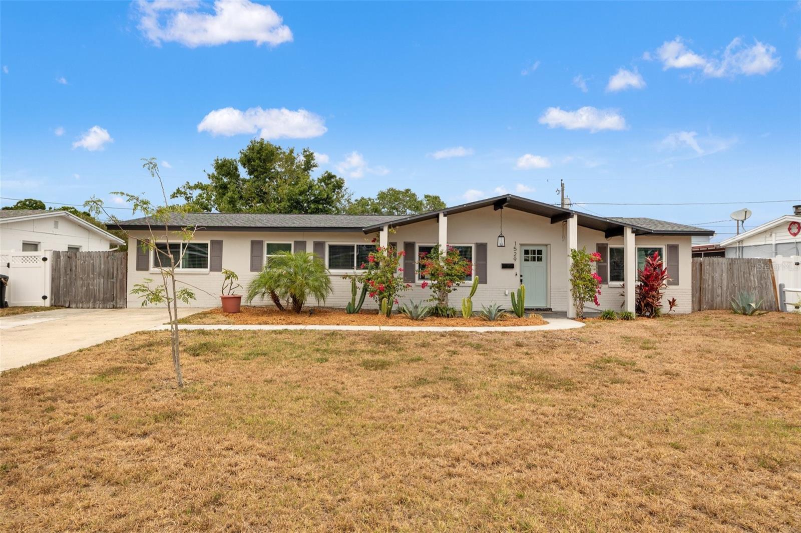 Details for 1529 79th Avenue N, ST PETERSBURG, FL 33702