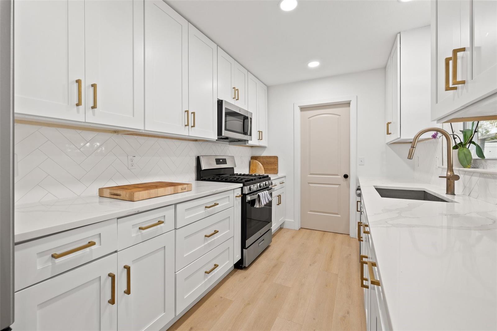 Image 15 of 45 For 1529 79th Avenue N