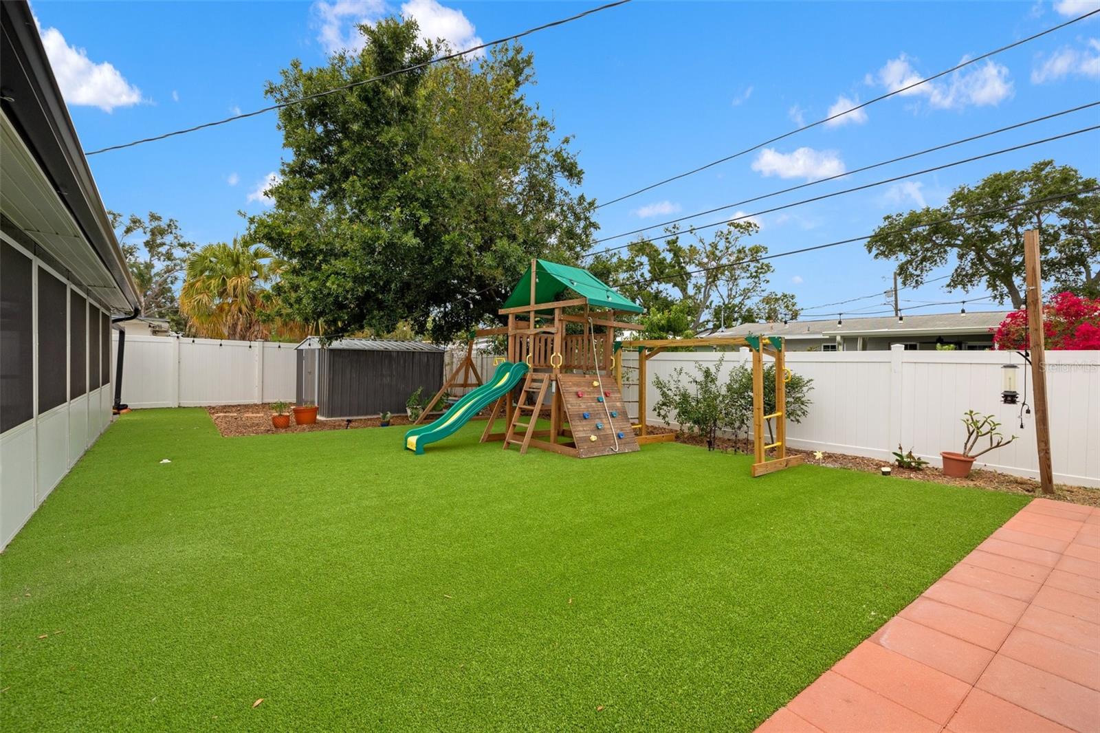 Image 37 of 45 For 1529 79th Avenue N