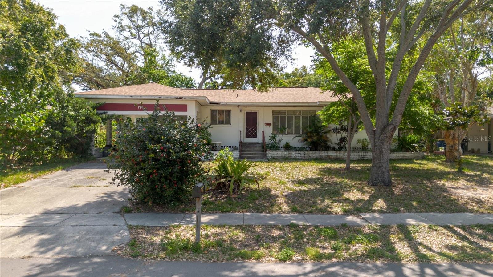Details for 111 Orangeview Avenue, CLEARWATER, FL 33755