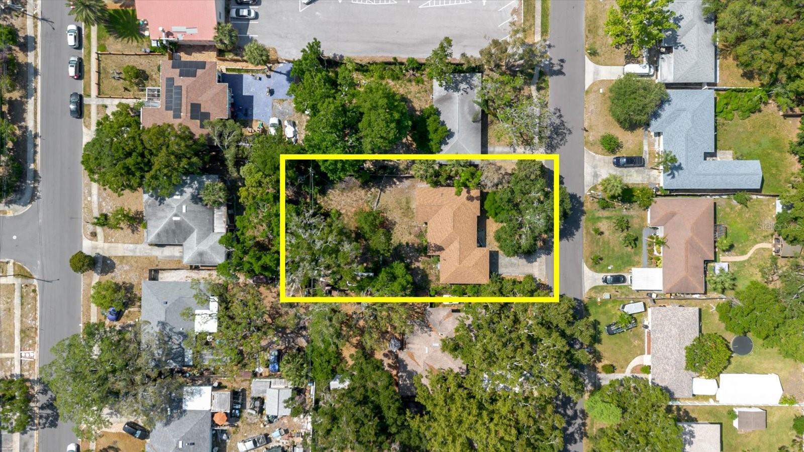 Image 4 of 54 For 111 Orangeview Avenue