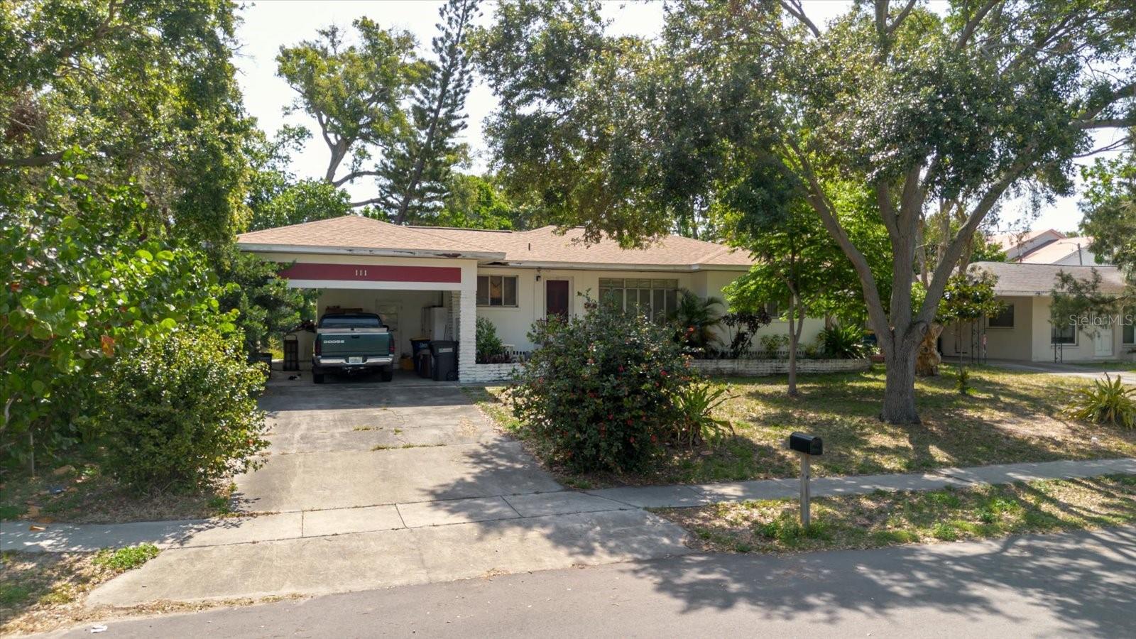 Image 6 of 54 For 111 Orangeview Avenue