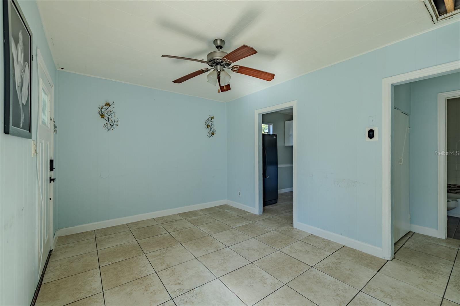 Listing photo id 15 for 3502 33rd Avenue