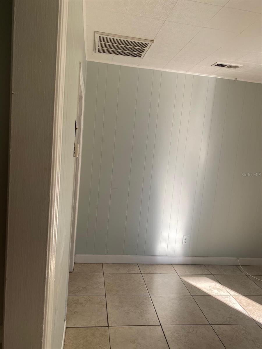 Image 2 of 10 For 3502 33rd Avenue
