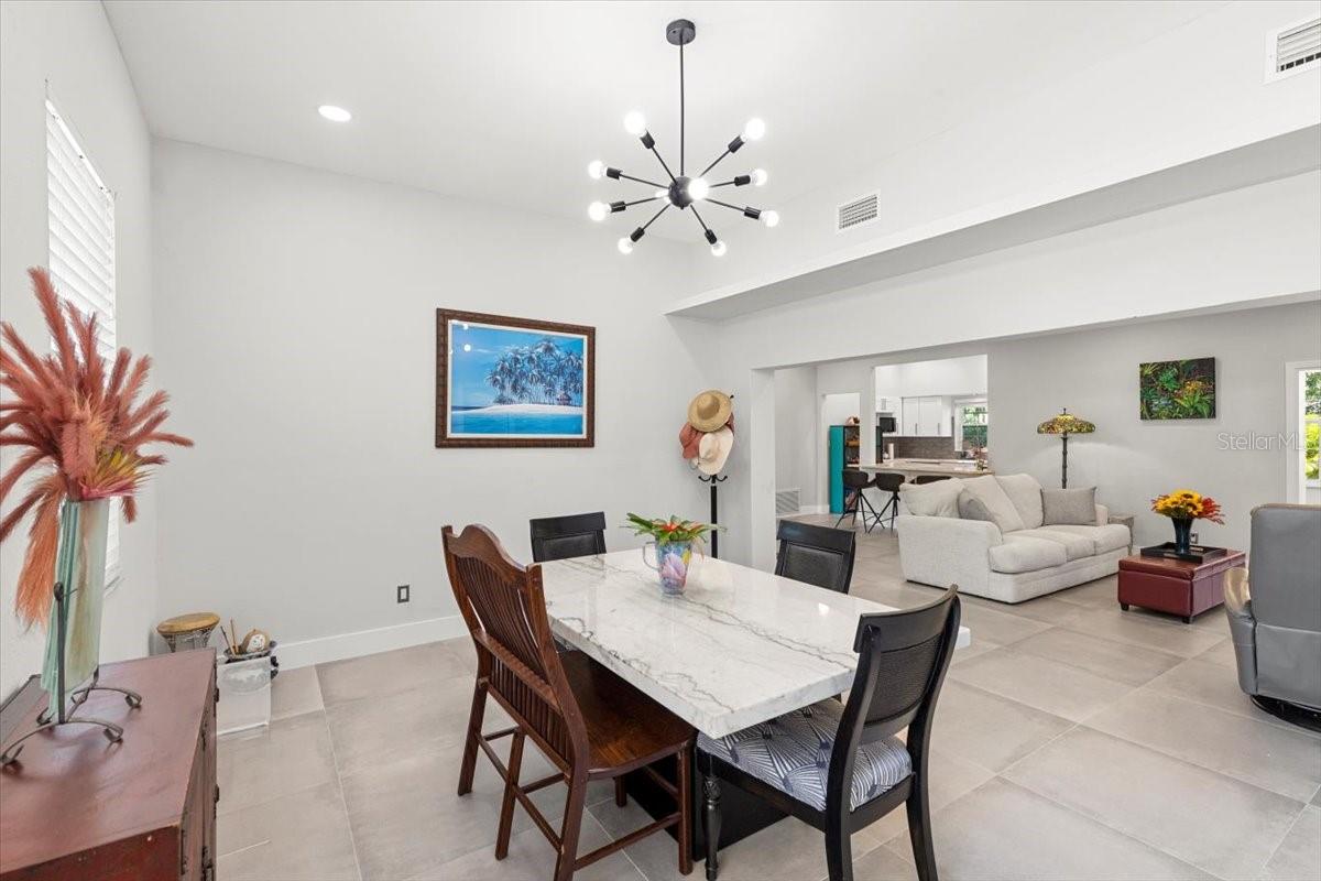 Image 14 of 66 For 8239 26th Avenue N
