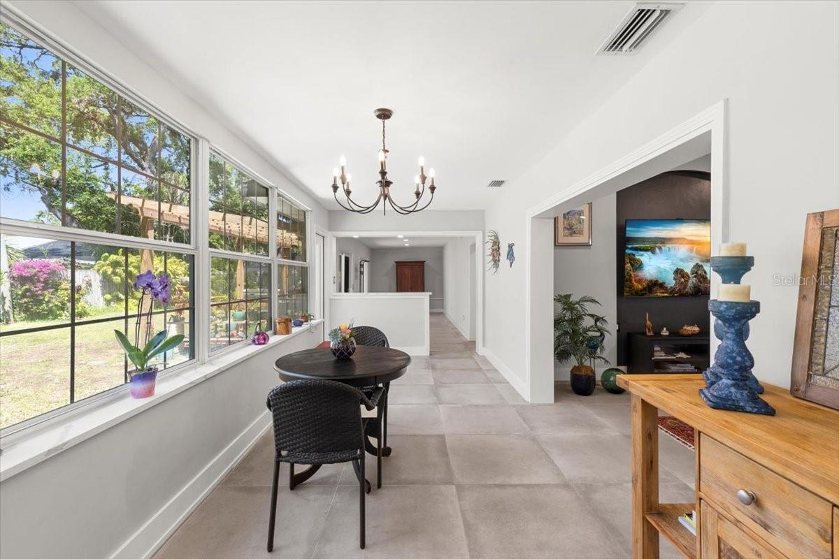 Image 27 of 66 For 8239 26th Avenue N