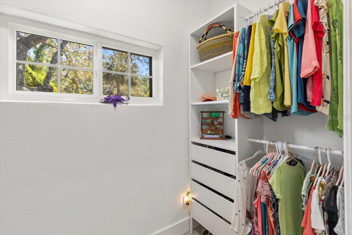 Image 32 of 66 For 8239 26th Avenue N
