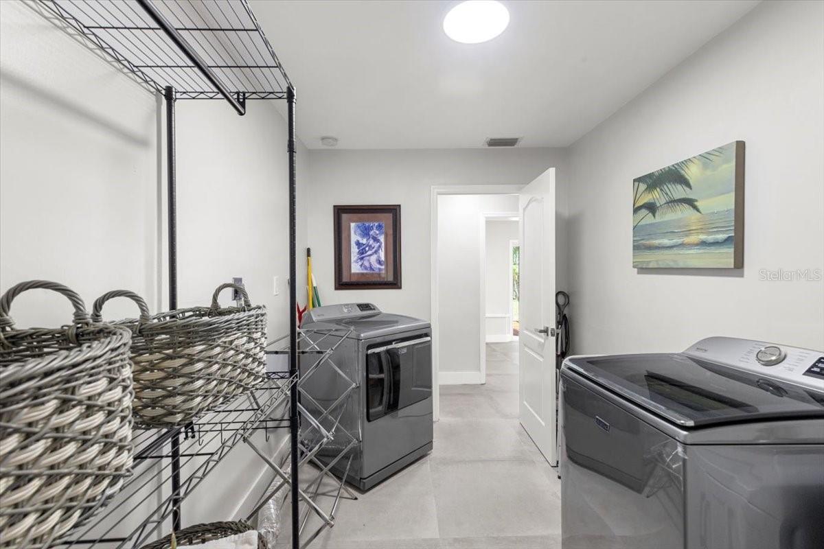 Image 45 of 66 For 8239 26th Avenue N