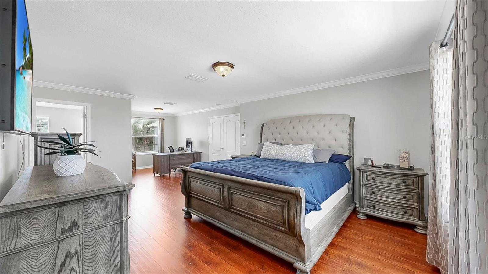 Listing photo id 21 for 2517 Cumberland Cliff Drive