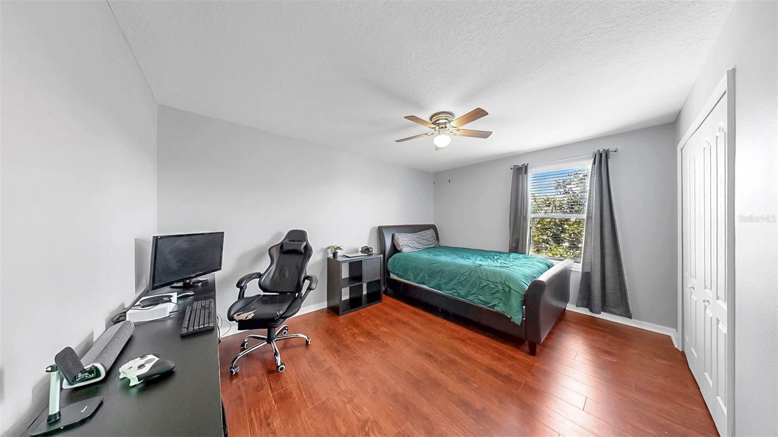 Listing photo id 28 for 2517 Cumberland Cliff Drive