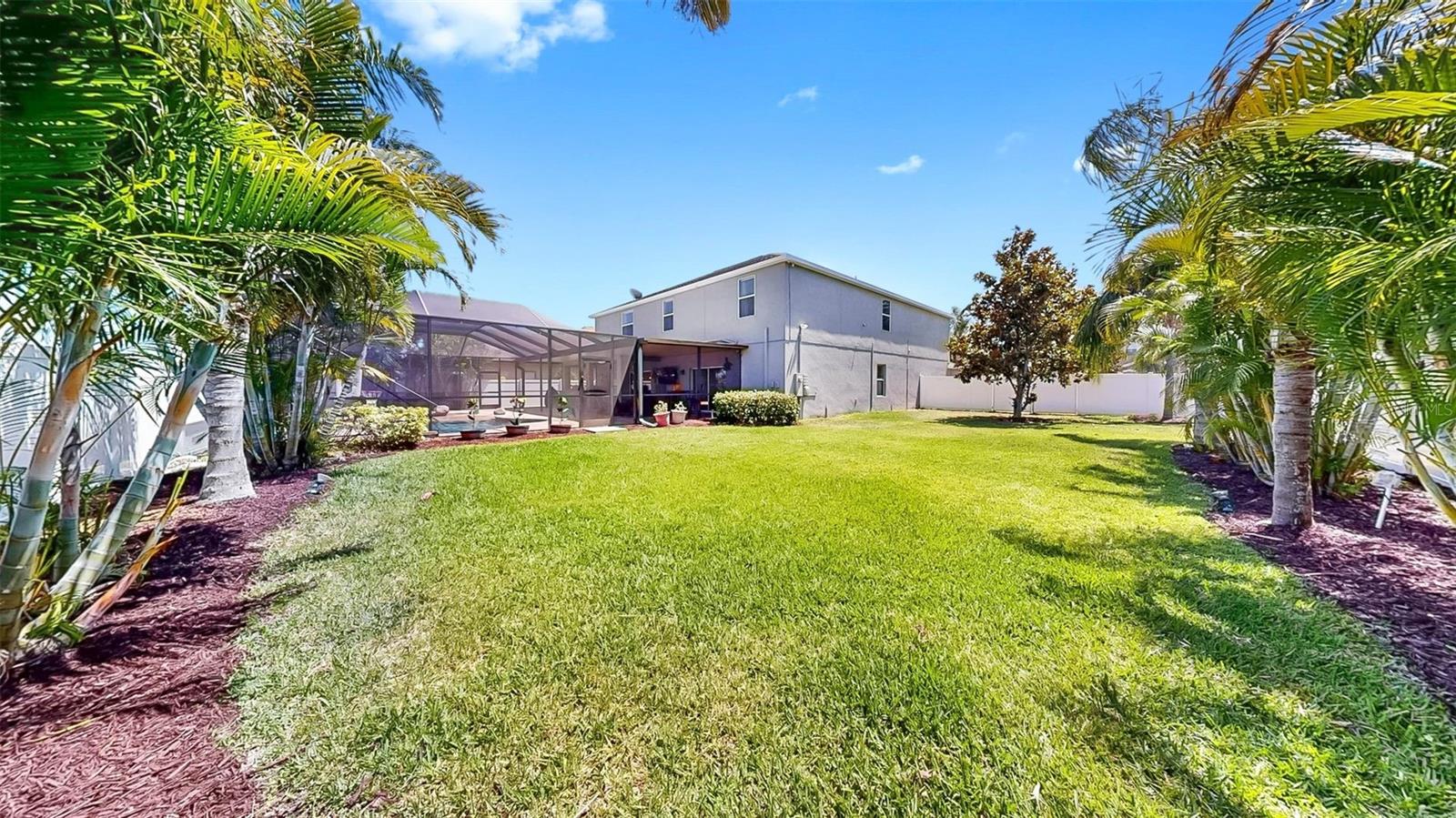 Listing photo id 41 for 2517 Cumberland Cliff Drive