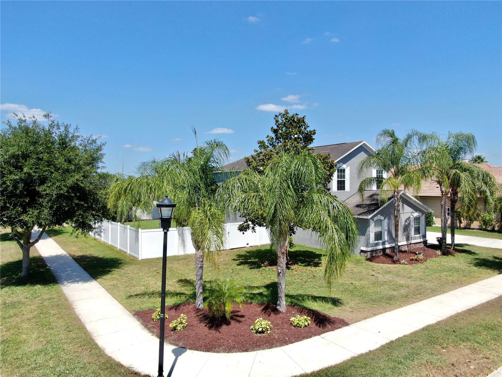 Listing photo id 44 for 2517 Cumberland Cliff Drive