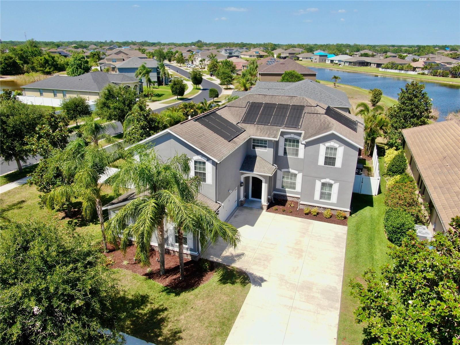 Listing photo id 47 for 2517 Cumberland Cliff Drive