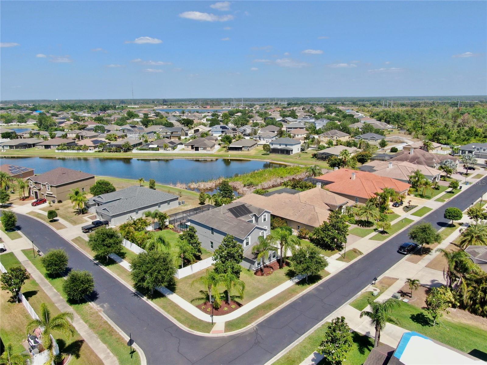 Listing photo id 51 for 2517 Cumberland Cliff Drive