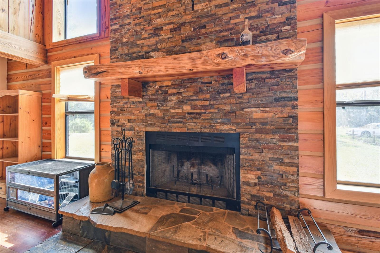 Listing photo id 20 for 19708 Bower Road