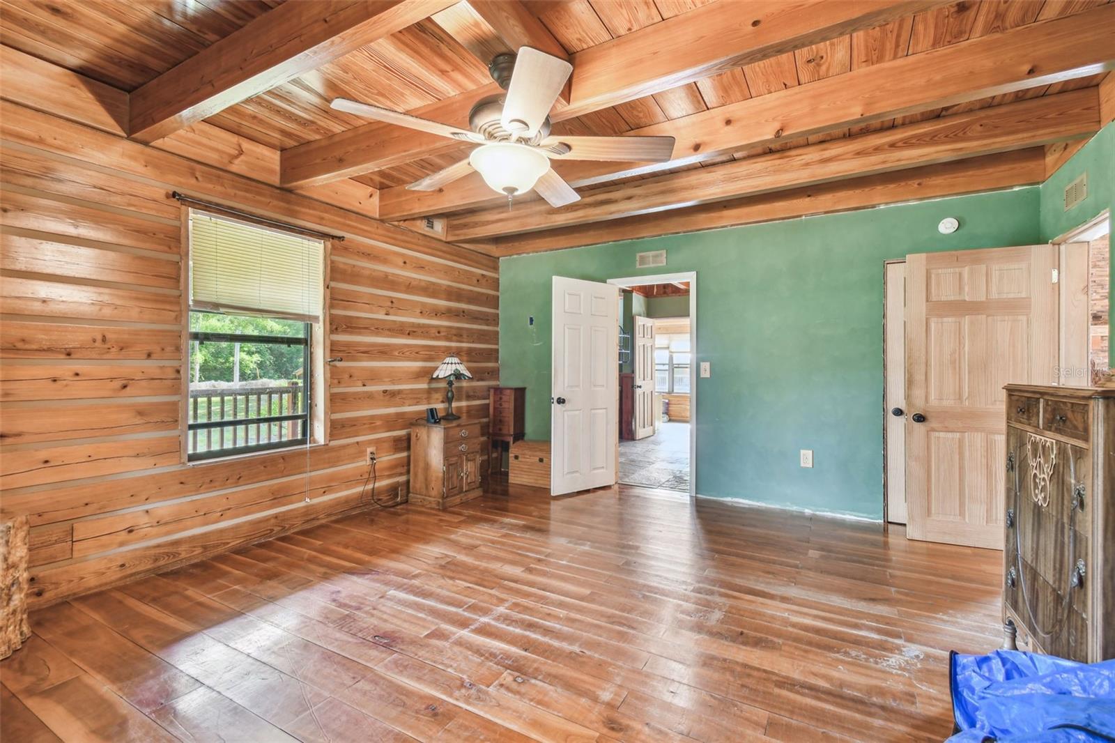 Listing photo id 27 for 19708 Bower Road