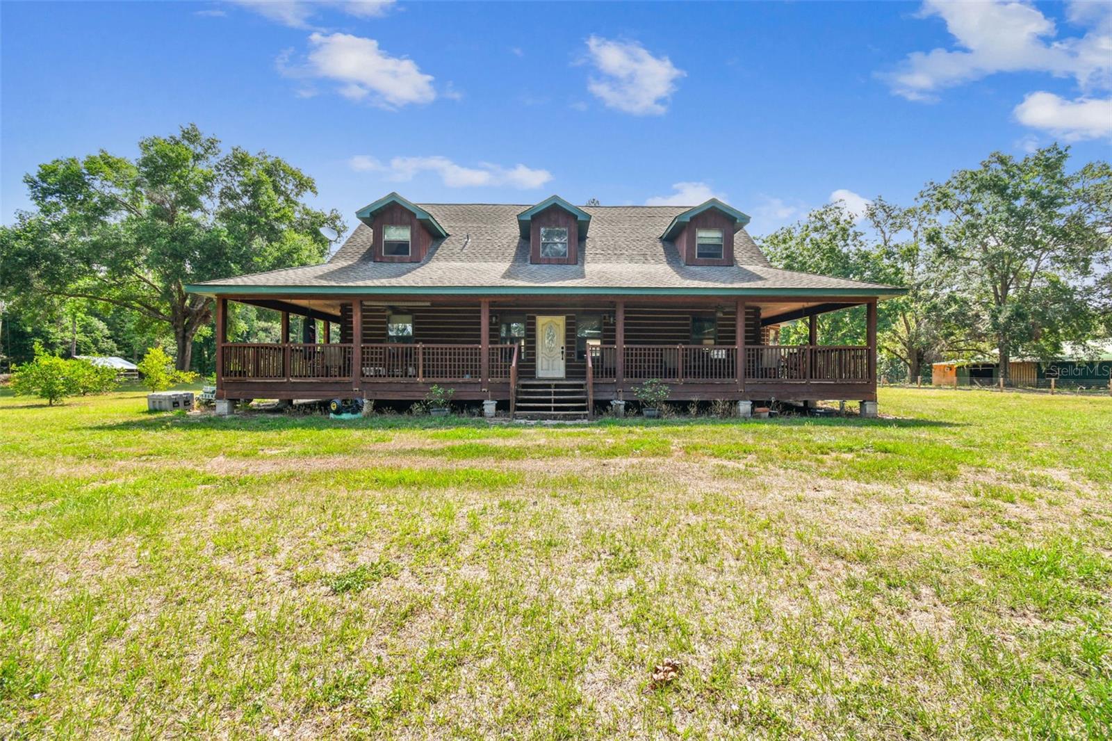 Listing photo id 1 for 19708 Bower Road