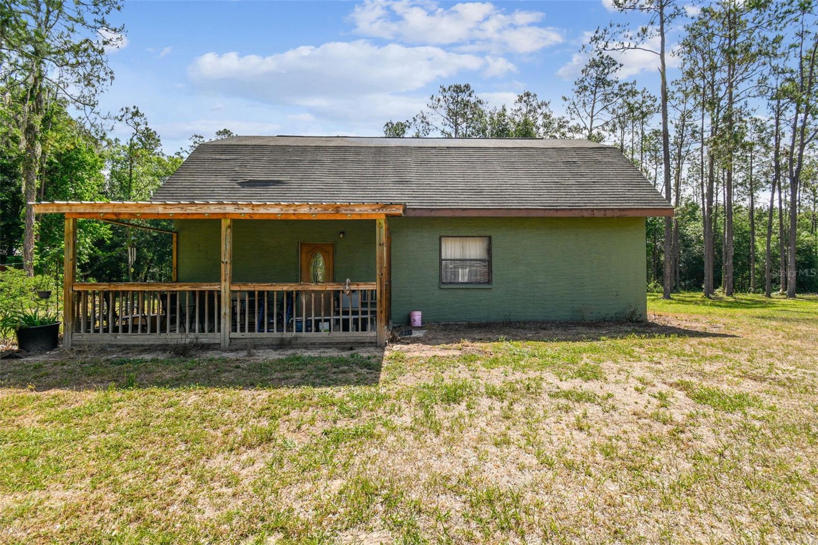 Listing photo id 47 for 19708 Bower Road
