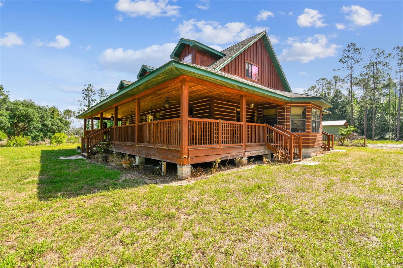 Listing photo id 3 for 19708 Bower Road