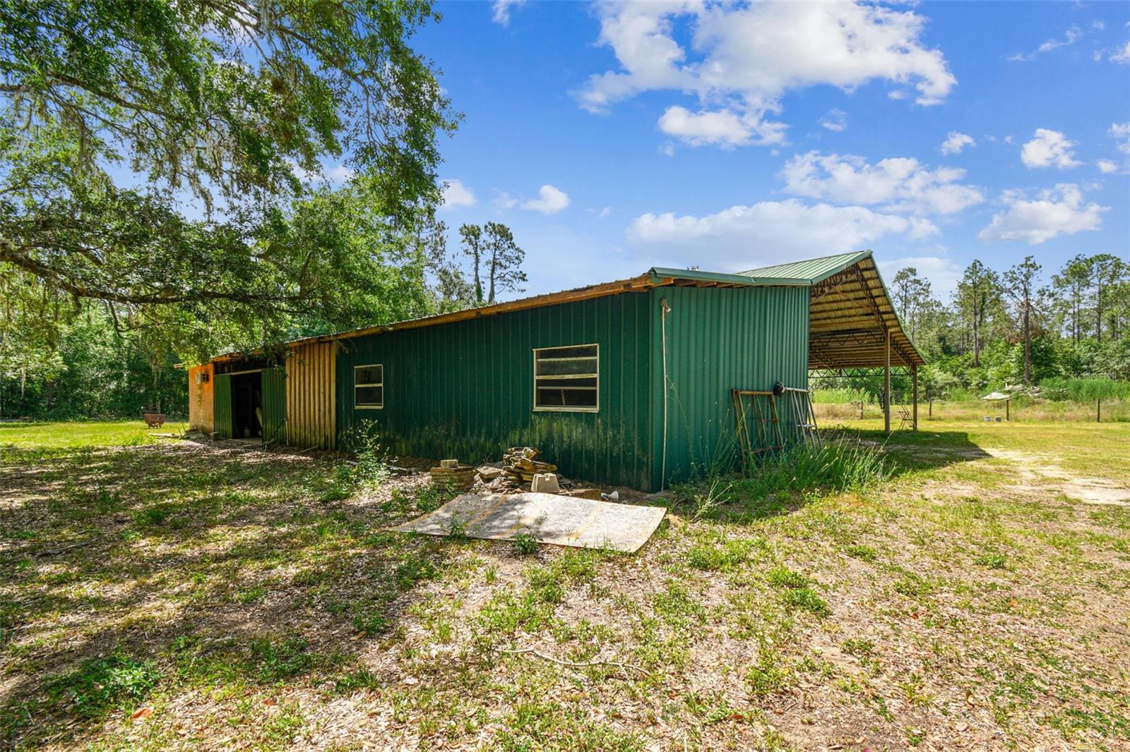 Listing photo id 66 for 19708 Bower Road
