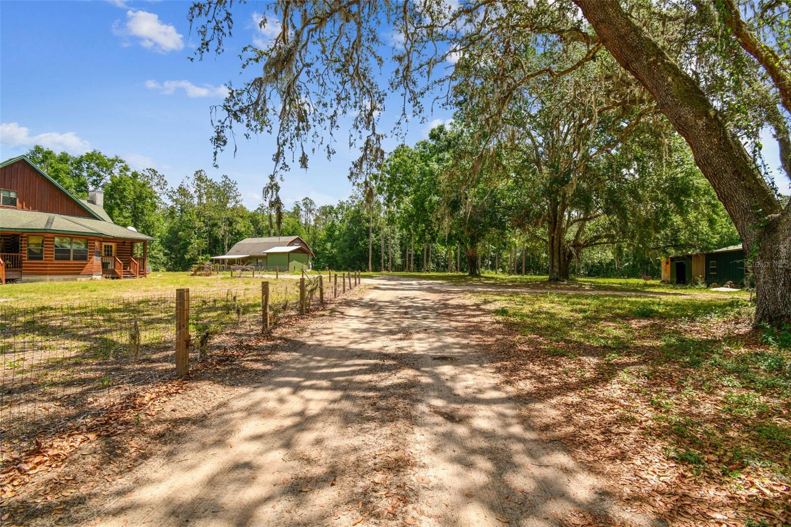 Listing photo id 74 for 19708 Bower Road