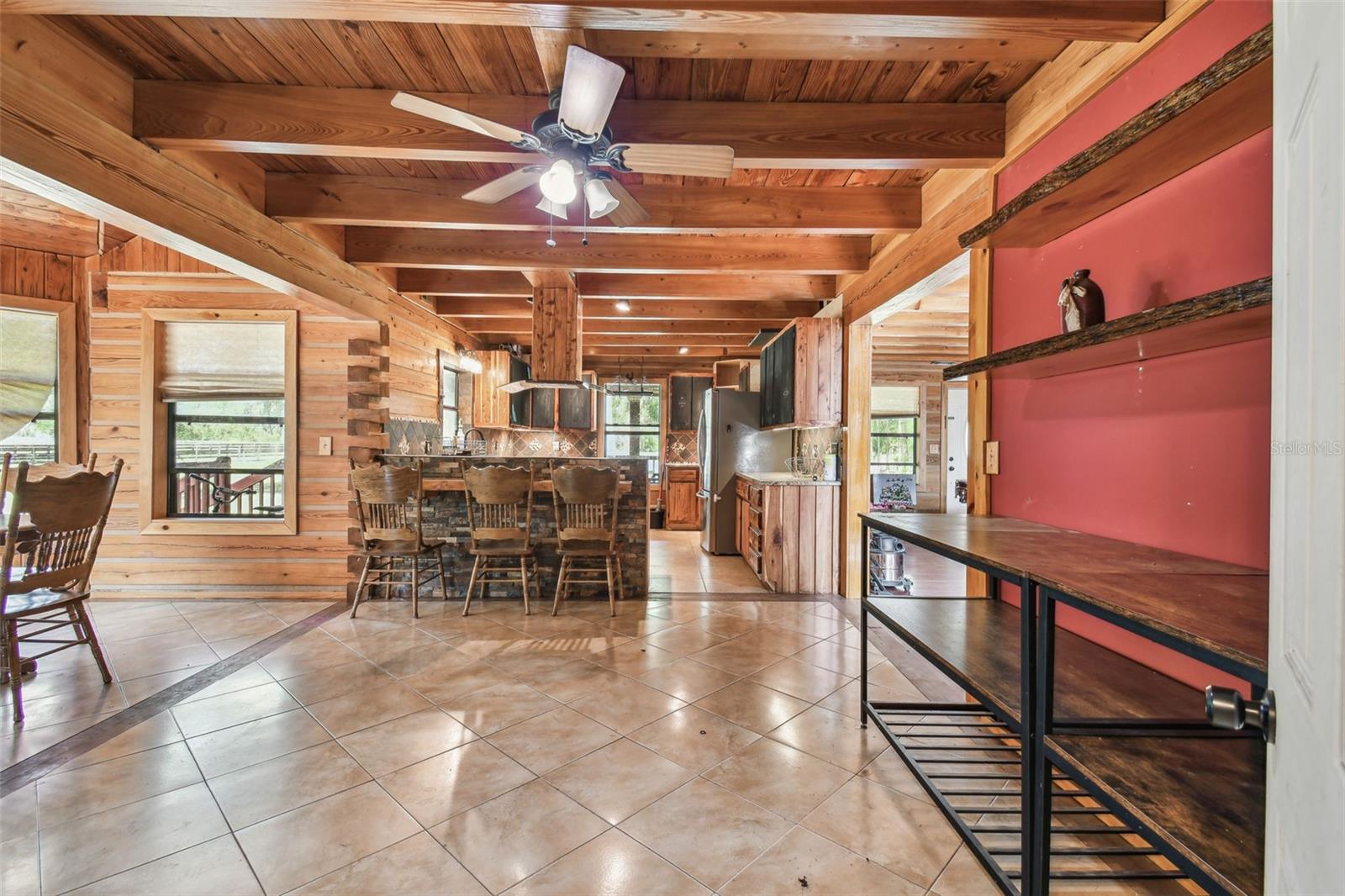 Listing photo id 6 for 19708 Bower Road