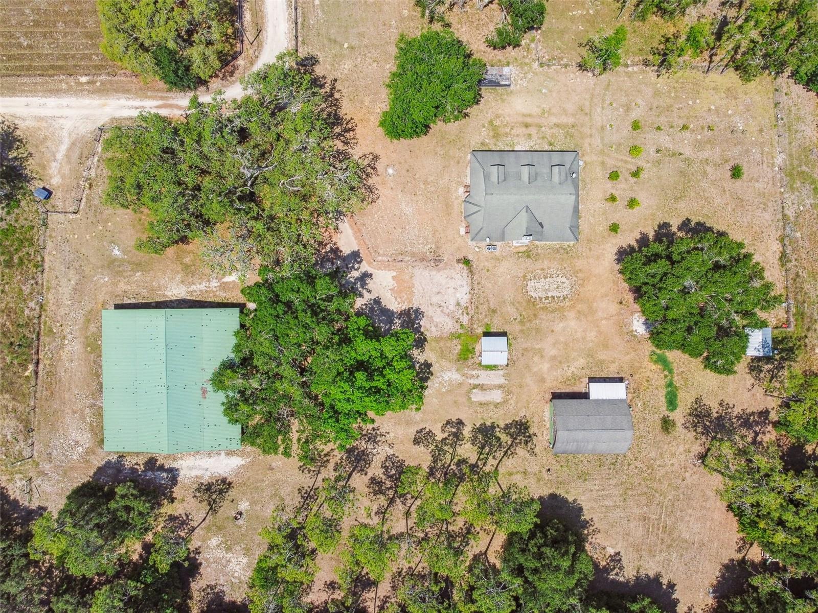 Listing photo id 80 for 19708 Bower Road