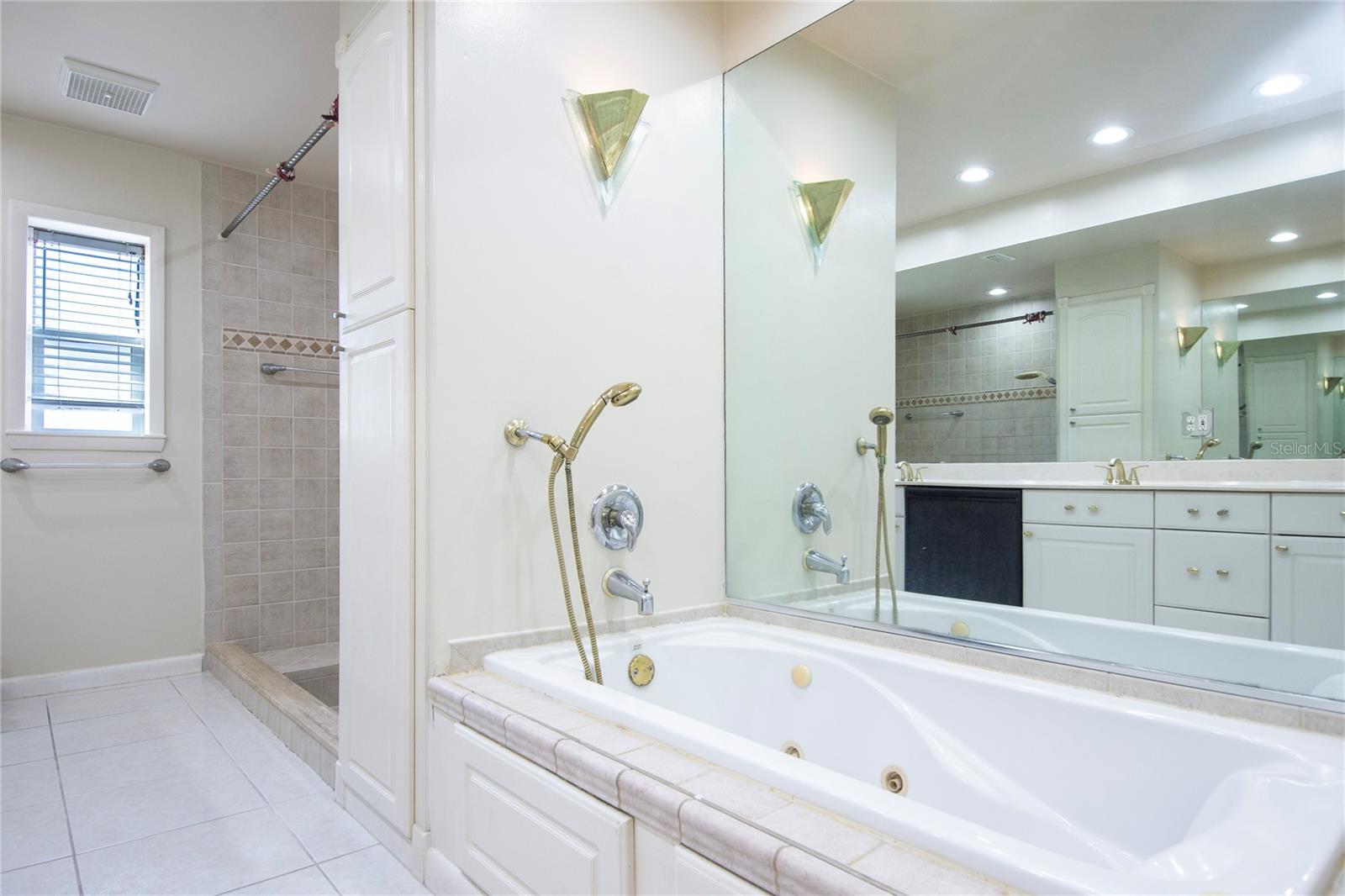 Image 41 of 61 For 2675 Firestone Drive