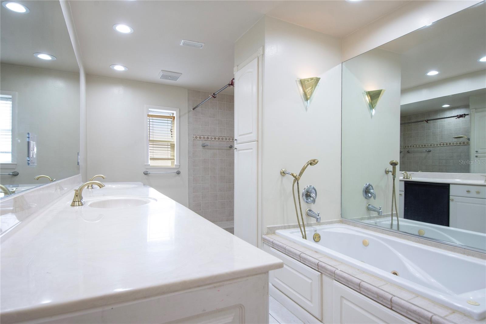 Image 45 of 61 For 2675 Firestone Drive