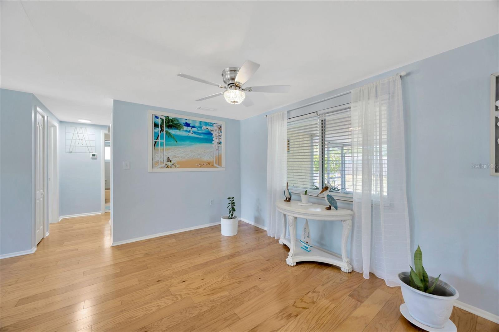 Image 30 of 53 For 1408 Dartmouth Drive
