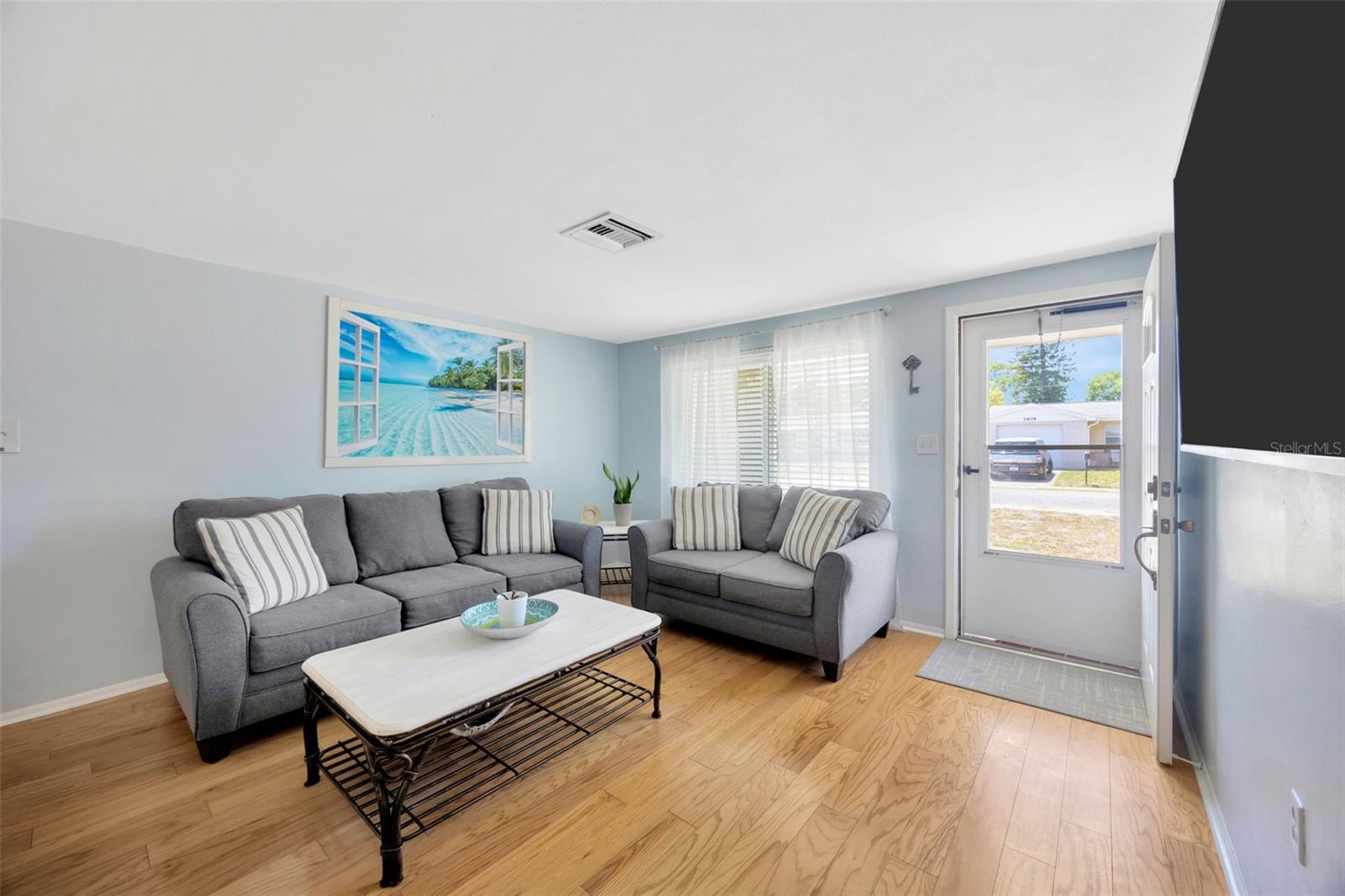 Image 31 of 53 For 1408 Dartmouth Drive