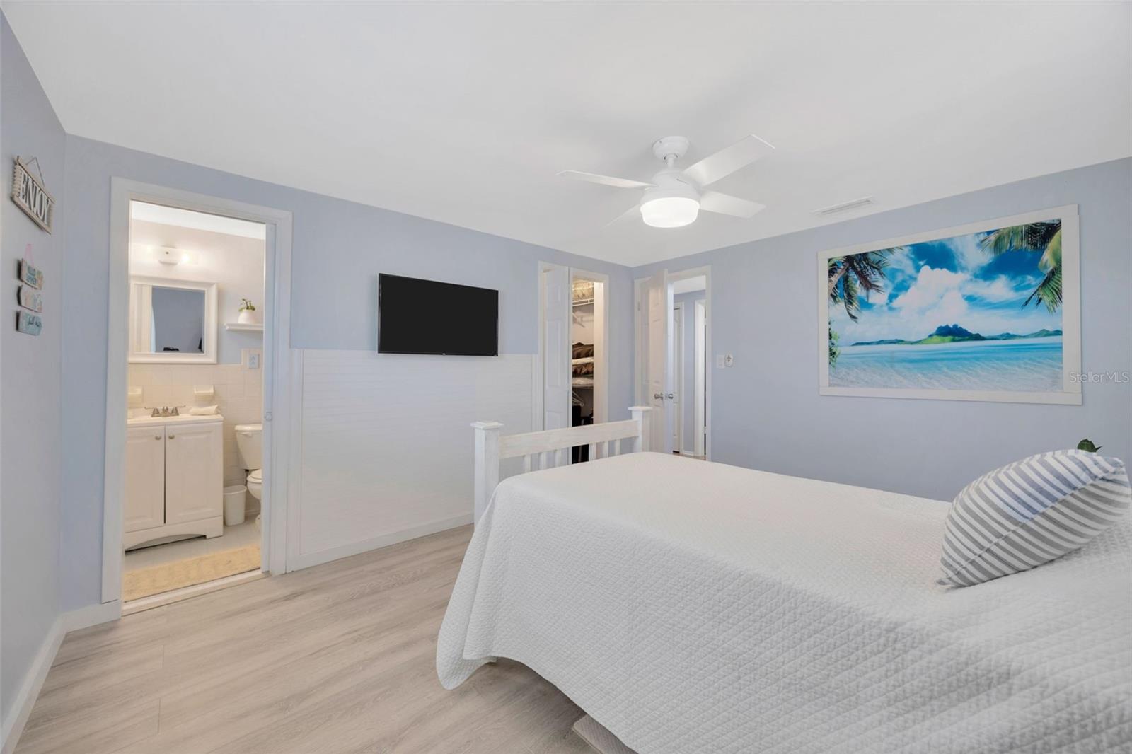 Image 4 of 53 For 1408 Dartmouth Drive