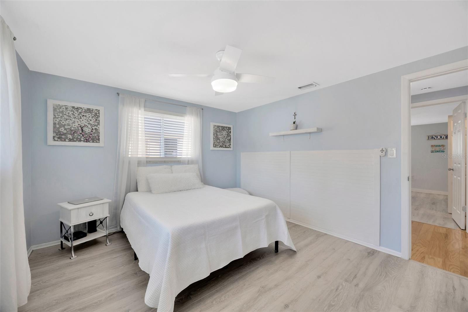 Image 41 of 53 For 1408 Dartmouth Drive
