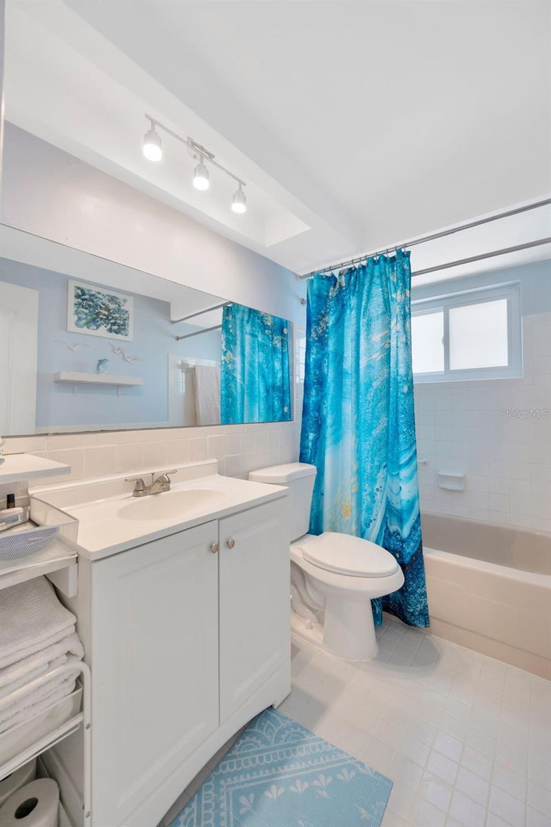 Image 7 of 53 For 1408 Dartmouth Drive