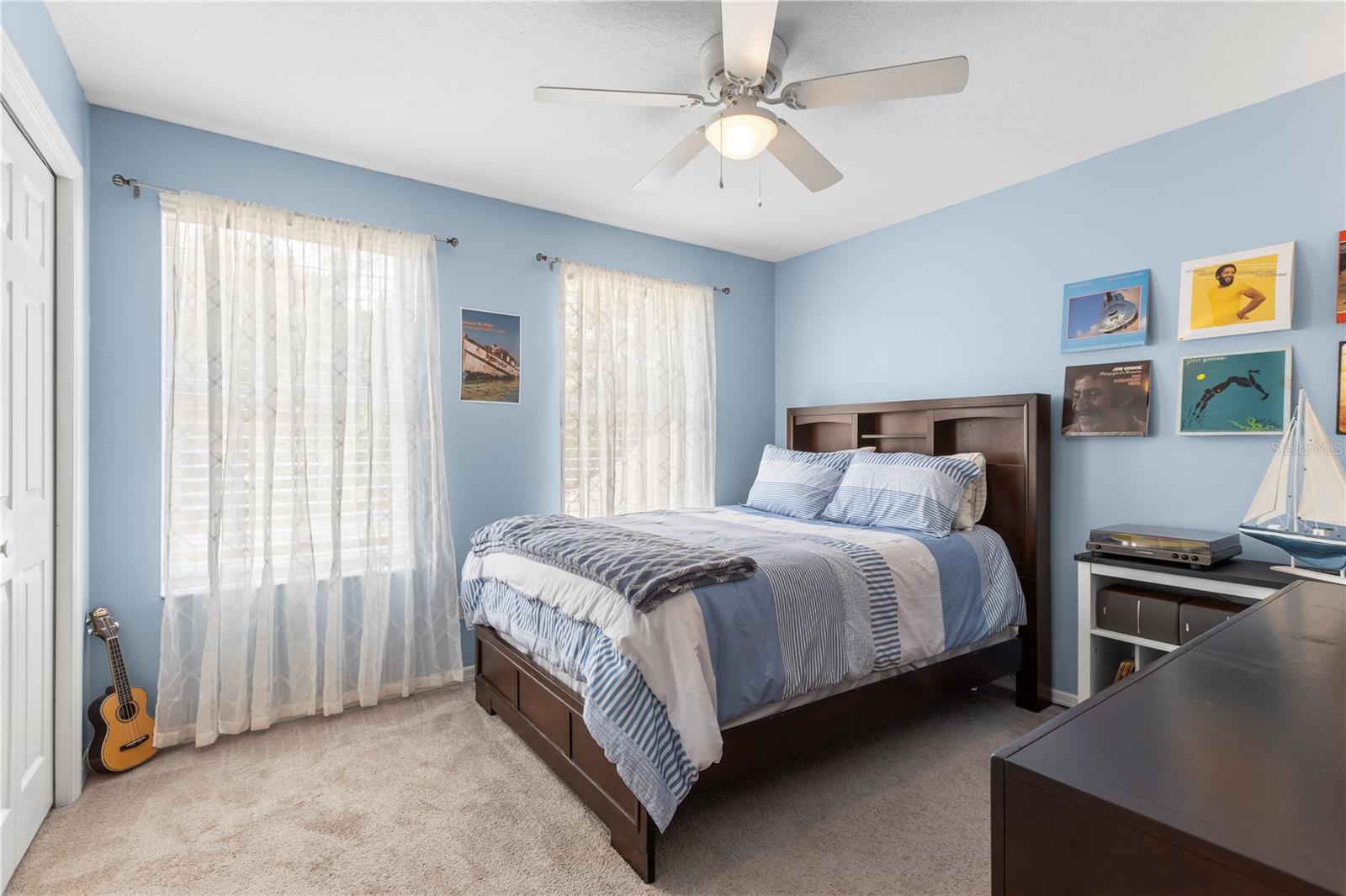 Listing photo id 45 for 2512 Rustic Oaks Drive