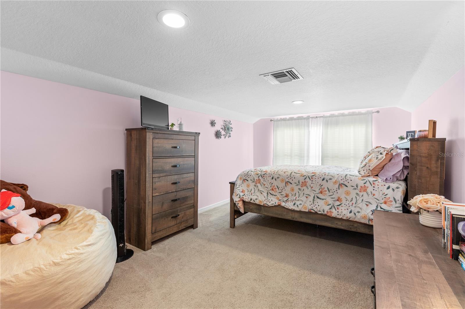Listing photo id 47 for 2512 Rustic Oaks Drive