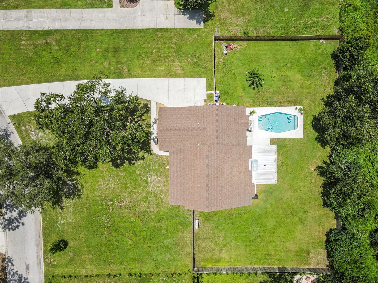 Listing photo id 80 for 2512 Rustic Oaks Drive