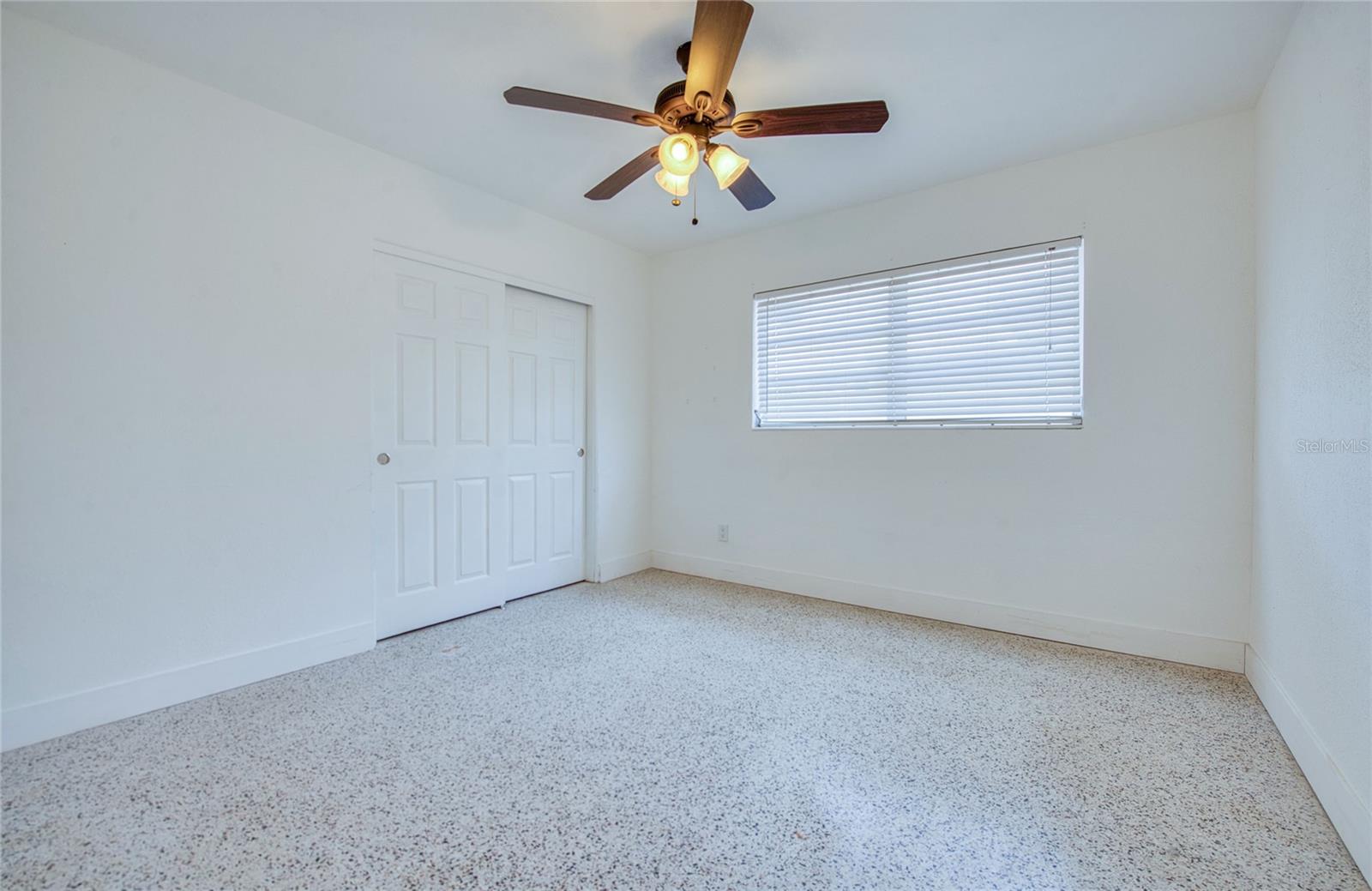 Image 23 of 36 For 211 80th Avenue N