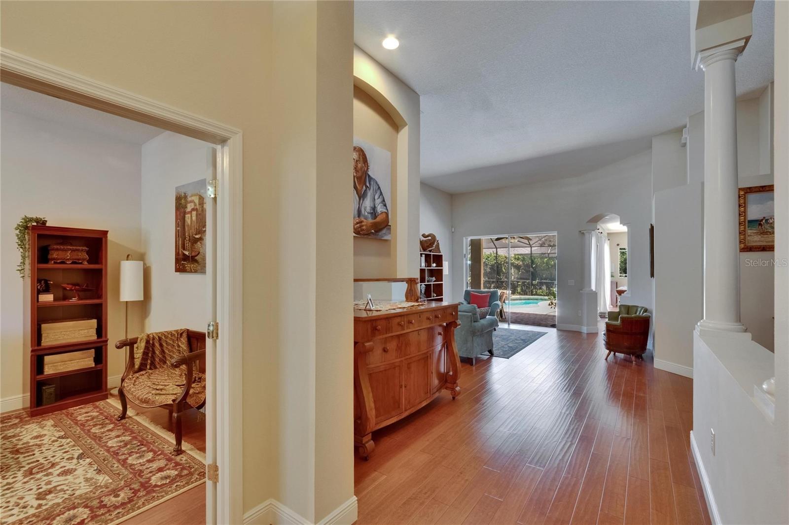 Image 37 of 73 For 15724 Ibisridge Drive