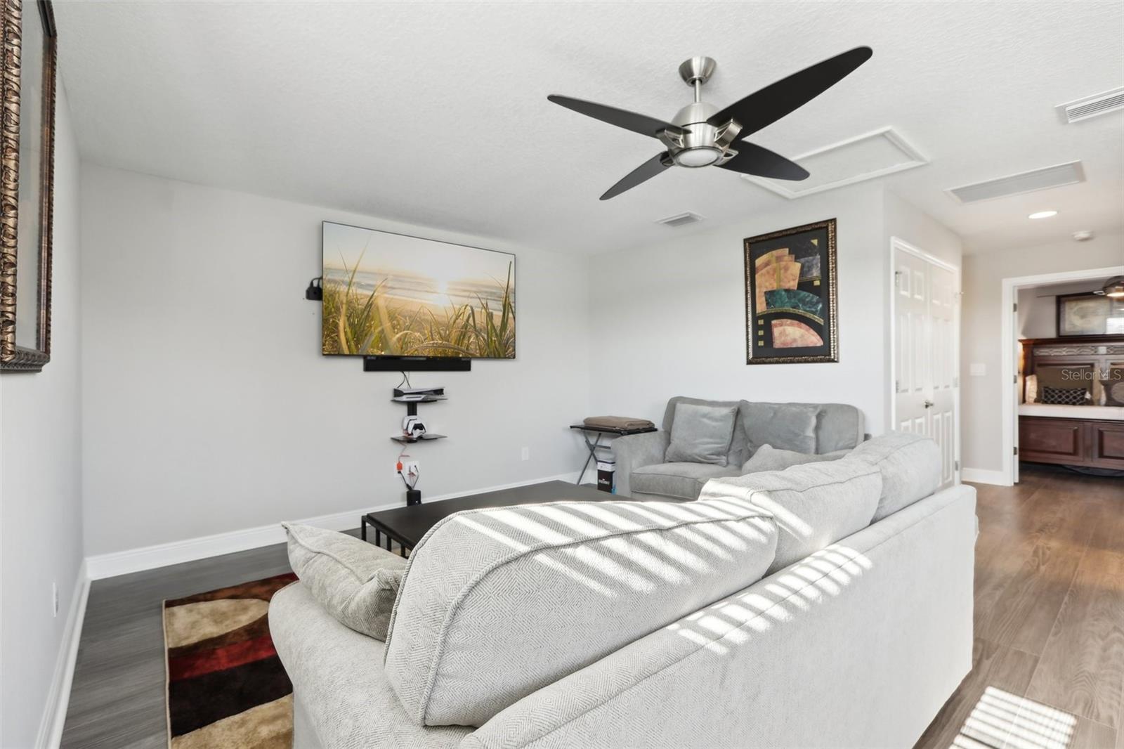 Image 49 of 72 For 5477 Wayfarer Avenue